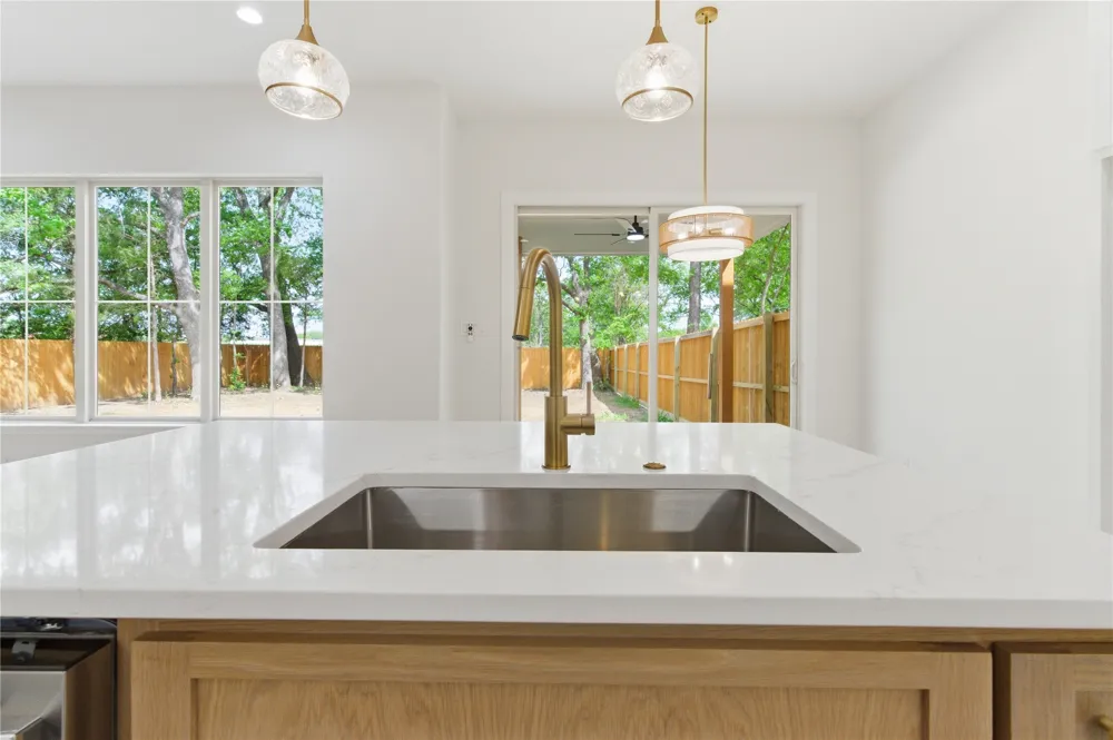 200 Dover Drive #1 or 2 West Tawakoni, TX 75474