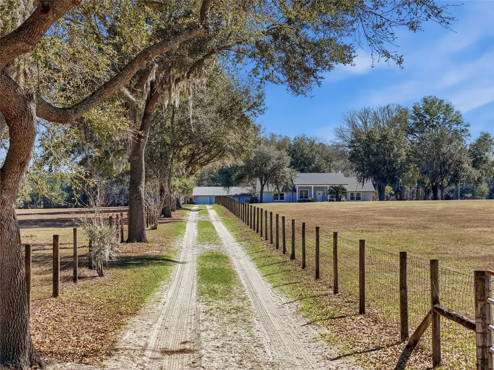 9115 NW 170TH STREET Alachua, FL 32615