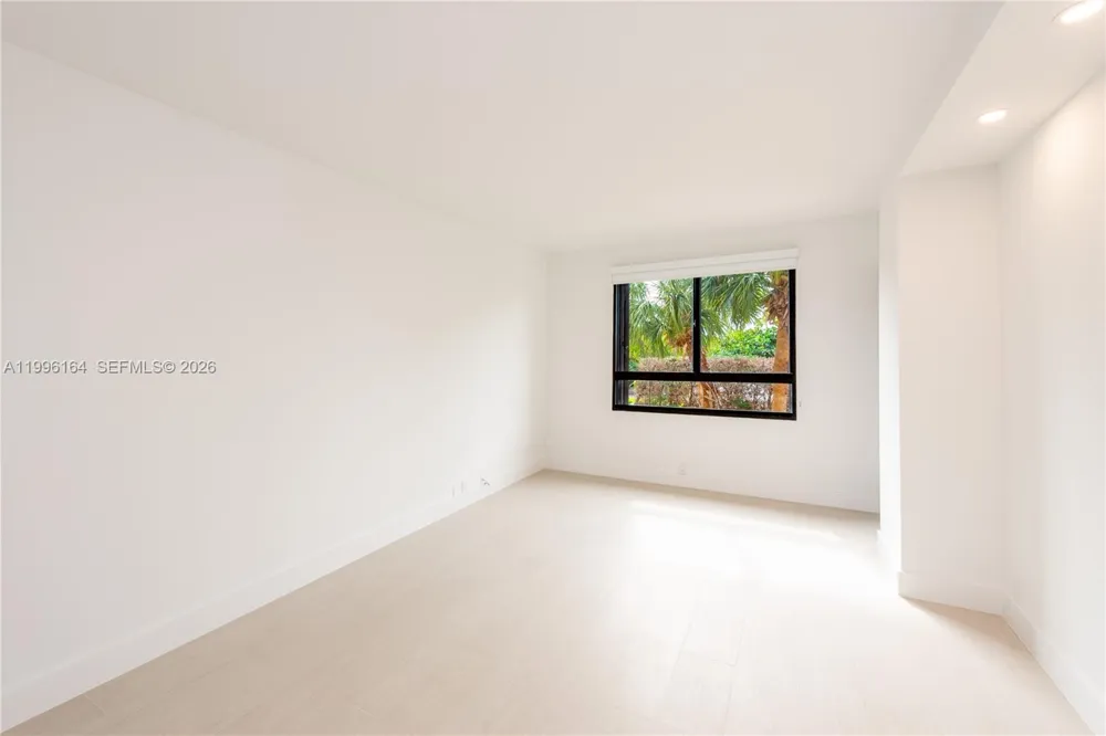 151 Crandon Blvd #241 Key Biscayne, FL 33149