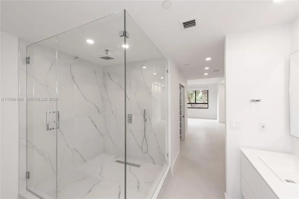 151 Crandon Blvd #241 Key Biscayne, FL 33149