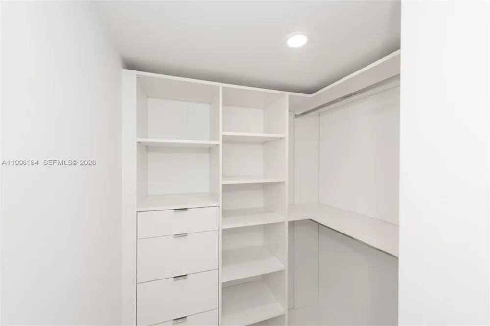 151 Crandon Blvd #241 Key Biscayne, FL 33149