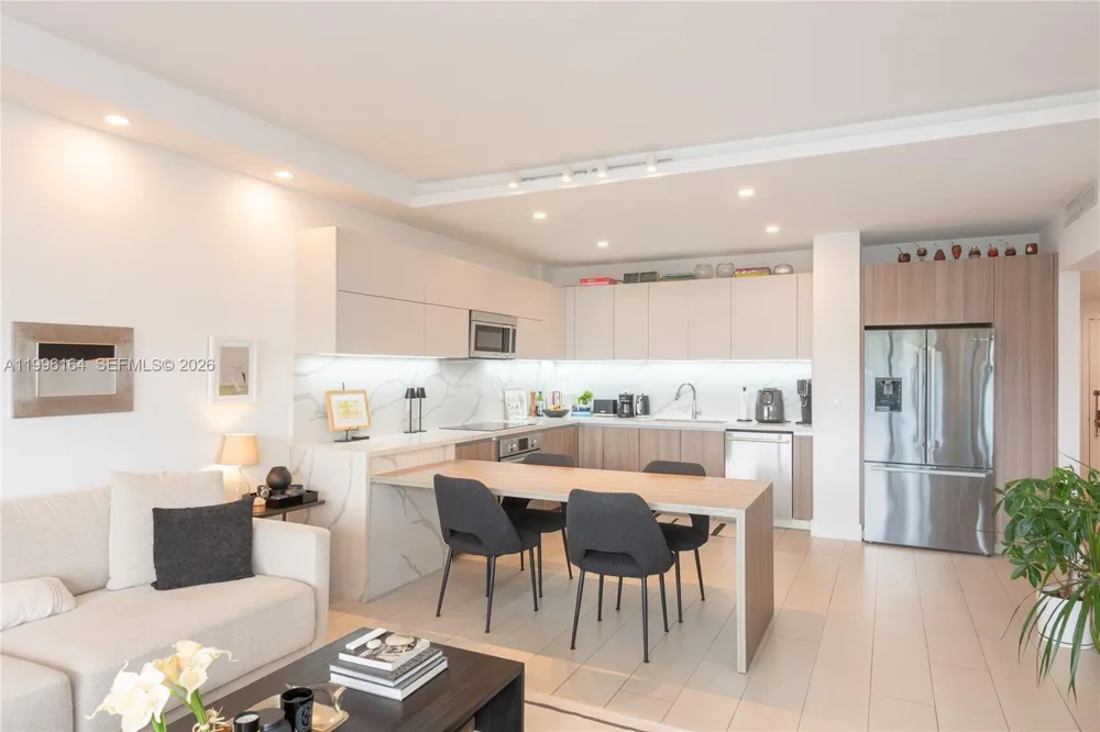 151 Crandon Blvd #241 Key Biscayne, FL 33149