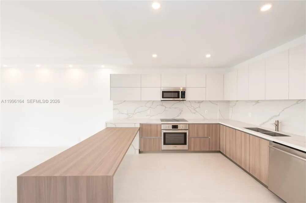 151 Crandon Blvd #241 Key Biscayne, FL 33149