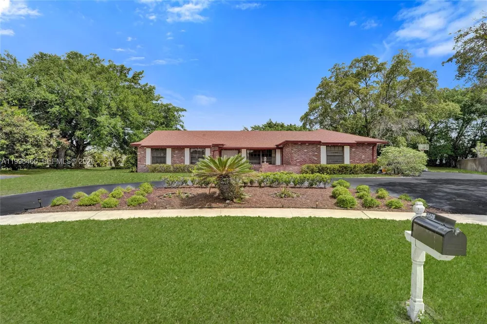 18428 S 102nd Way S Boca Raton, FL 33498