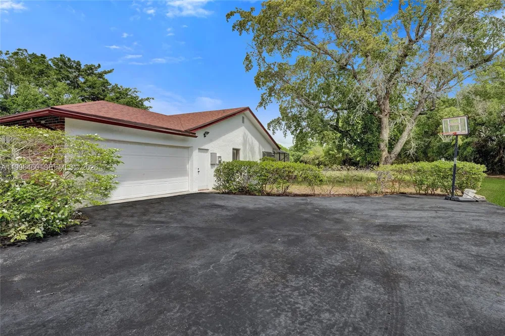 18428 S 102nd Way S Boca Raton, FL 33498