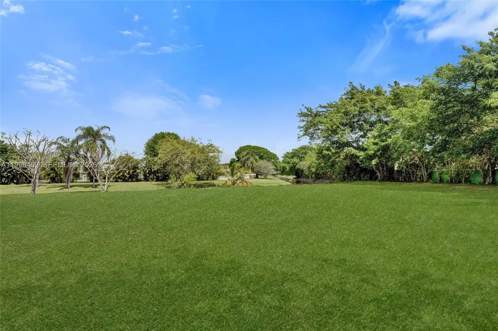 18428 S 102nd Way S Boca Raton, FL 33498