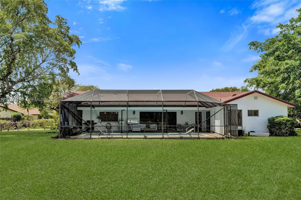 18428 S 102nd Way S Boca Raton, FL 33498