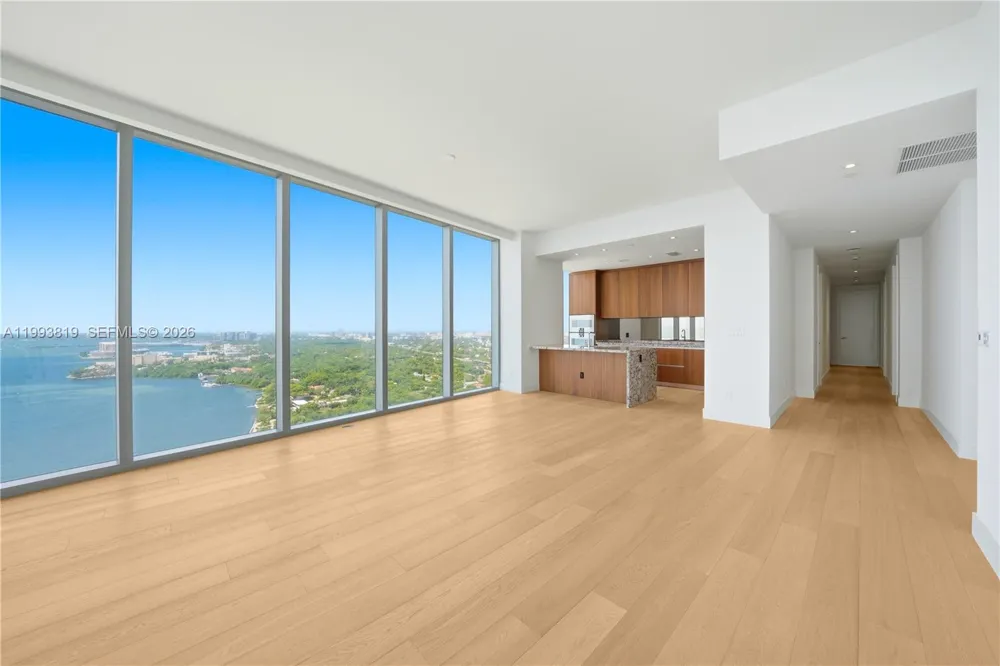 175 SE 25th Road #3102 Miami, FL 33129
