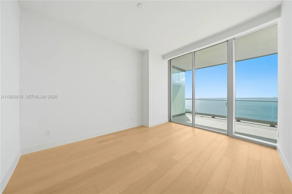 175 SE 25th Road #3102 Miami, FL 33129