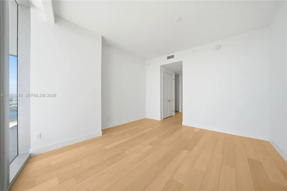 175 SE 25th Road #3102 Miami, FL 33129