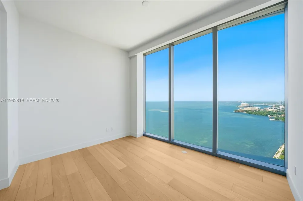 175 SE 25th Road #3102 Miami, FL 33129