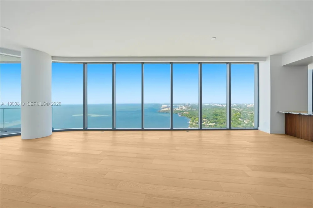 175 SE 25th Road #3102 Miami, FL 33129