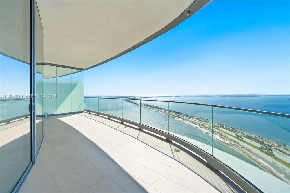 175 SE 25th Road #3102 Miami, FL 33129