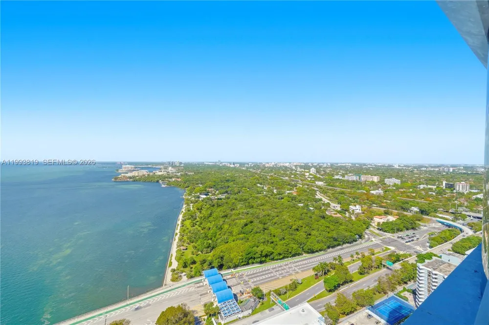 175 SE 25th Road #3102 Miami, FL 33129