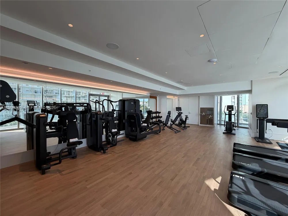 175 SE 25th Road #3102 Miami, FL 33129