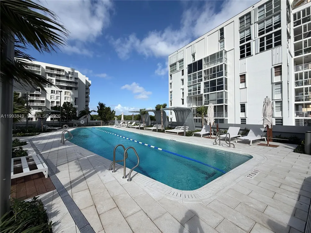 175 SE 25th Road #3102 Miami, FL 33129