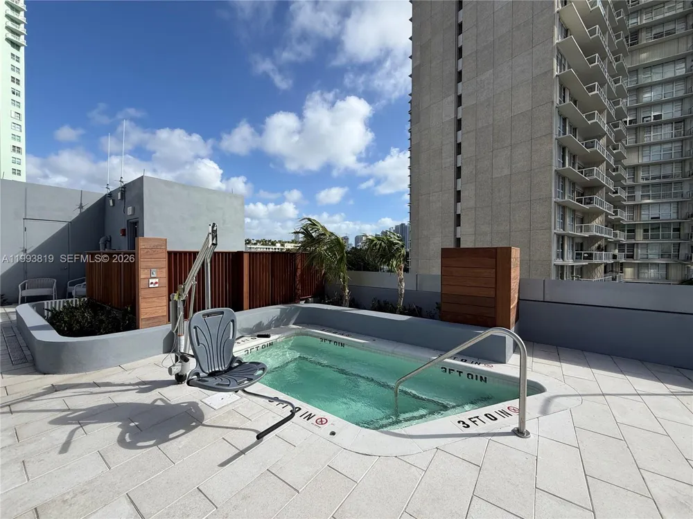 175 SE 25th Road #3102 Miami, FL 33129