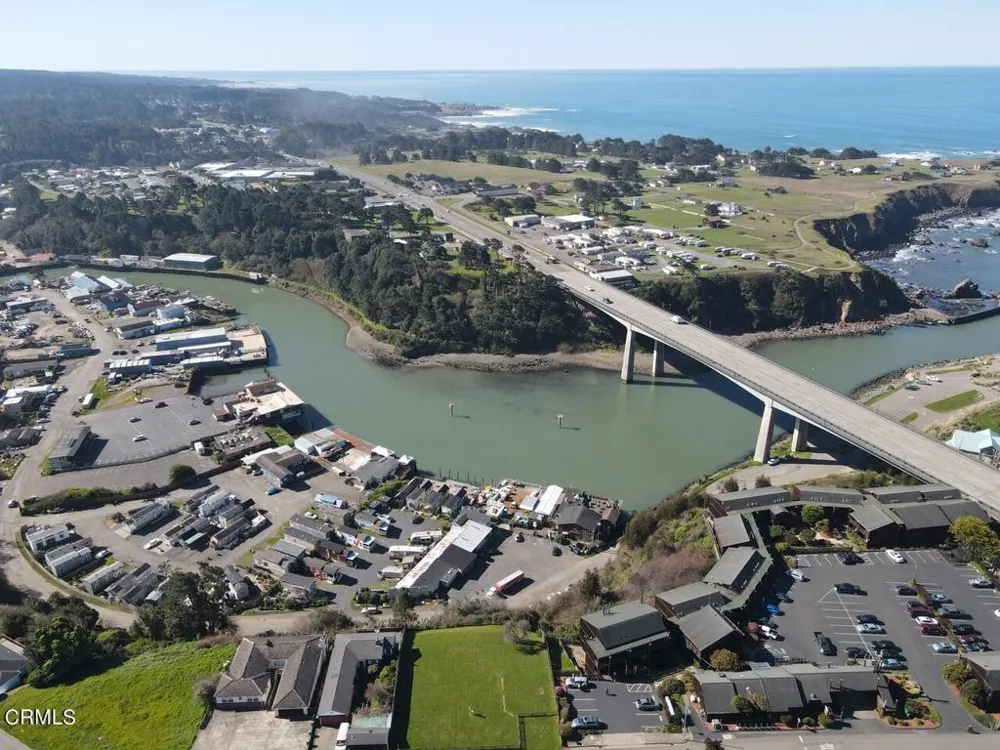 300 Harbor Drive Fort Bragg, CA 95437