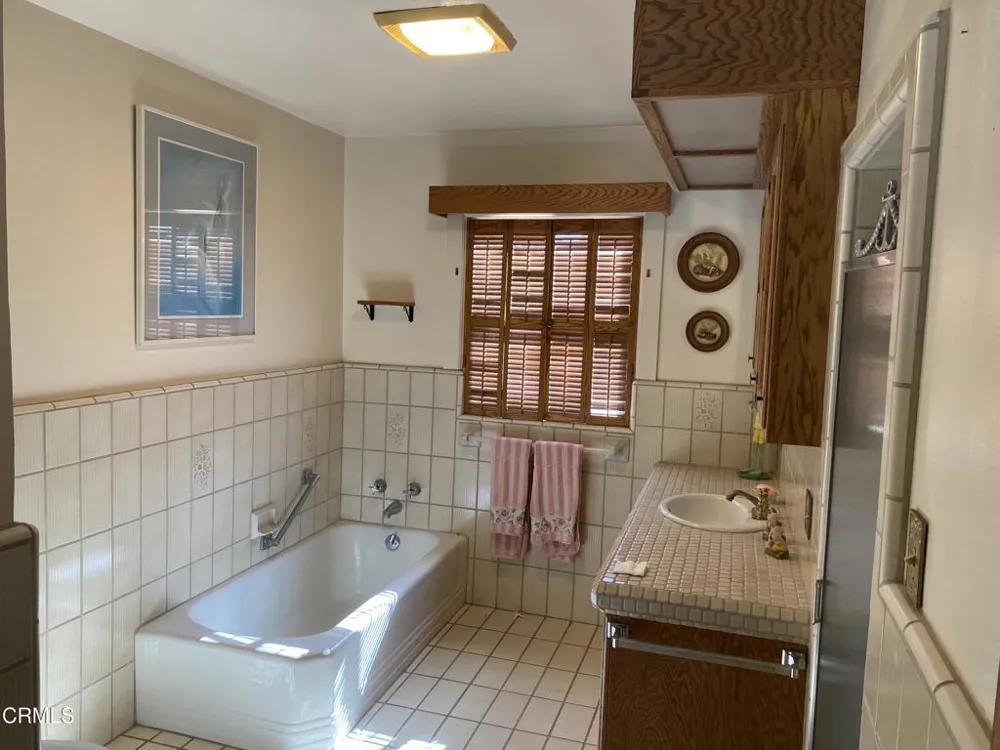 300 Harbor Drive Fort Bragg, CA 95437