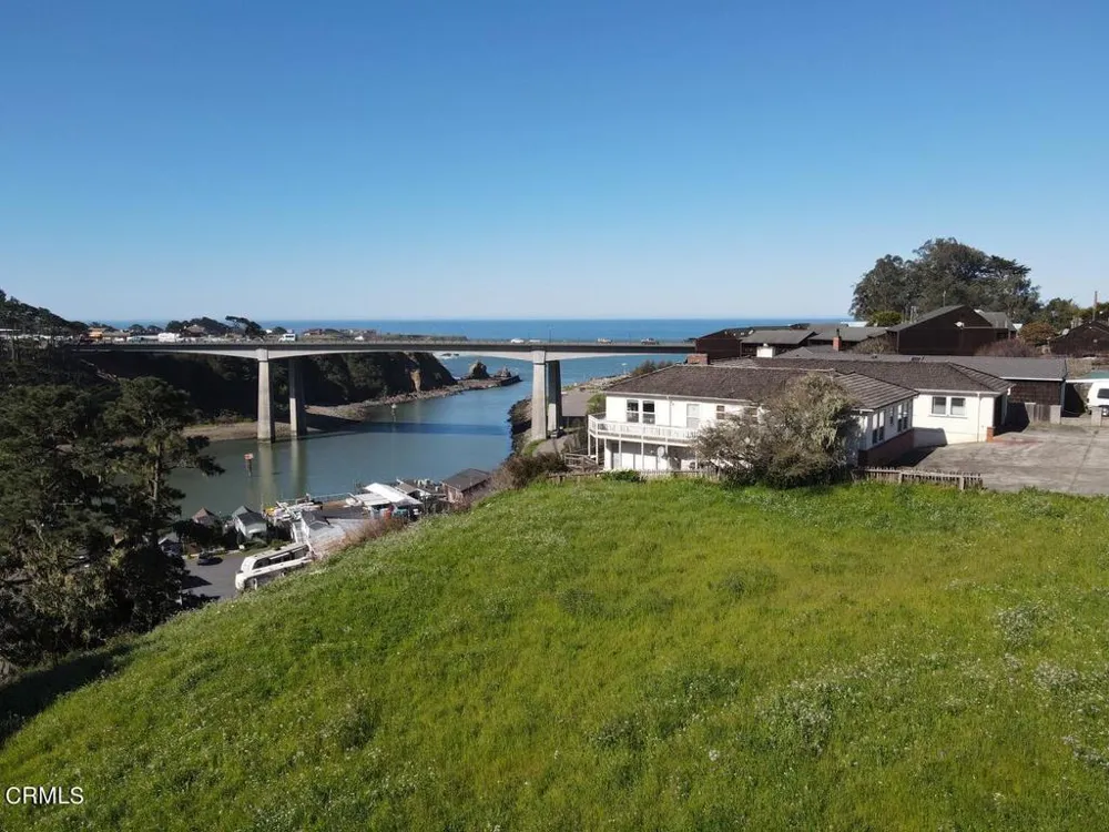 300 Harbor Drive Fort Bragg, CA 95437