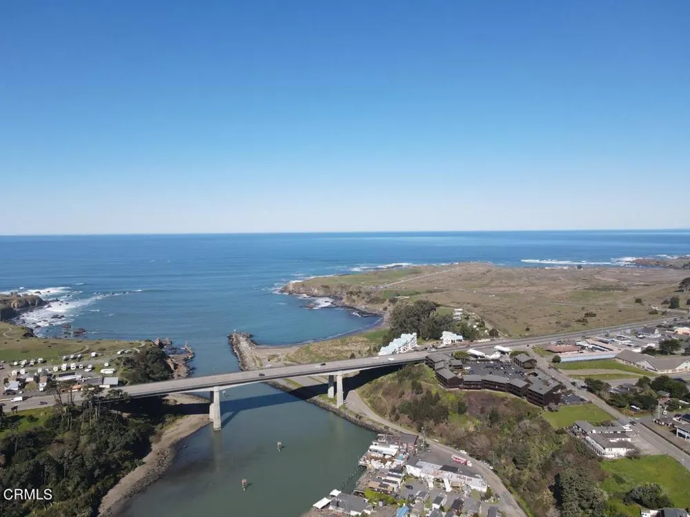 300 Harbor Drive Fort Bragg, CA 95437