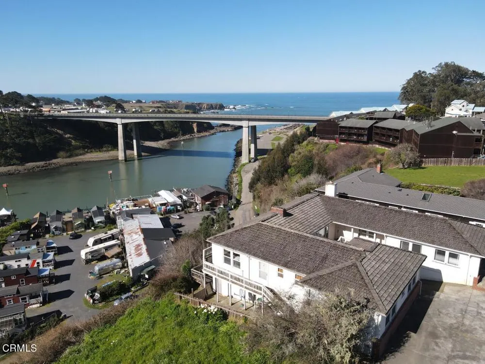 300 Harbor Drive Fort Bragg, CA 95437