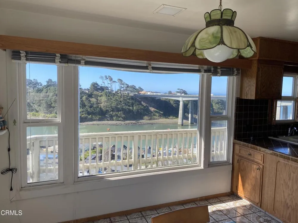 300 Harbor Drive Fort Bragg, CA 95437