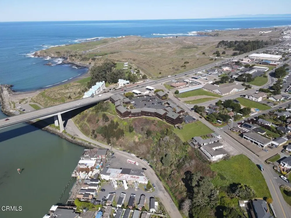 300 Harbor Drive Fort Bragg, CA 95437