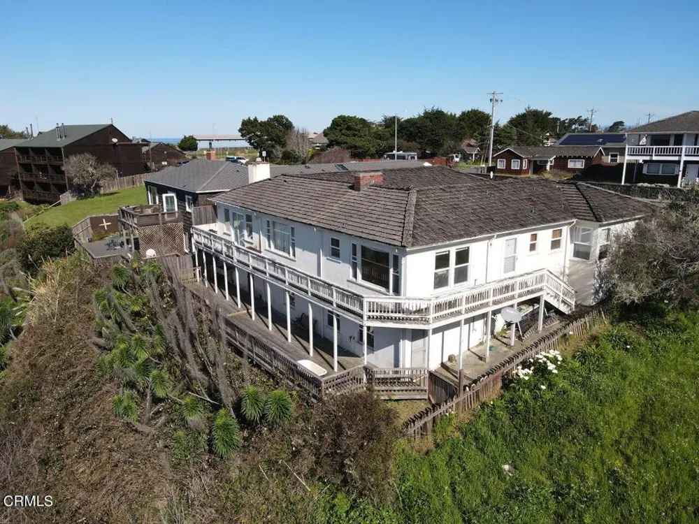 300 Harbor Drive Fort Bragg, CA 95437