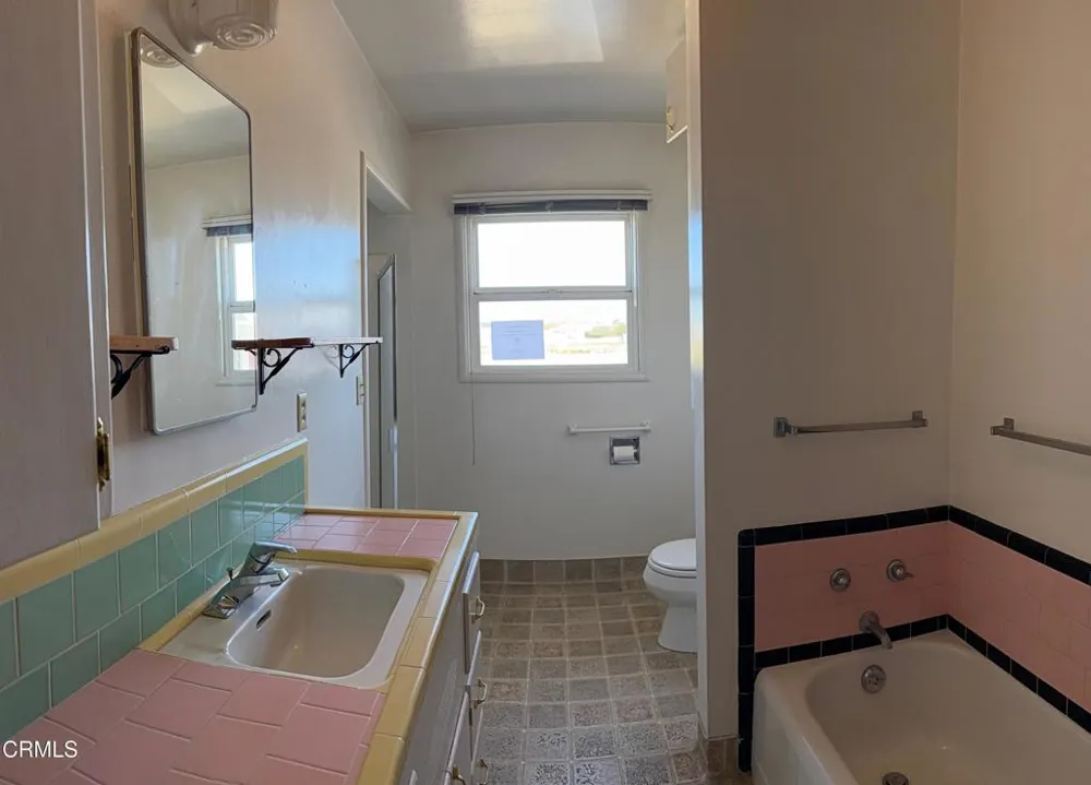 327 S Franklin Street Fort Bragg, CA 95437