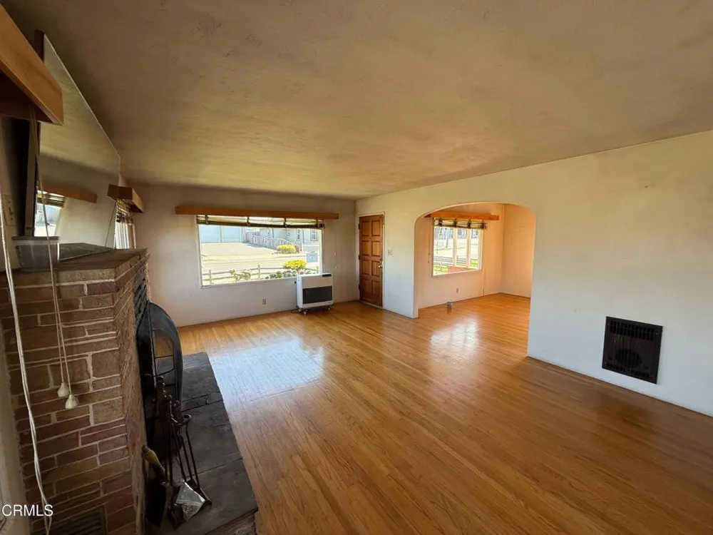 327 S Franklin Street Fort Bragg, CA 95437