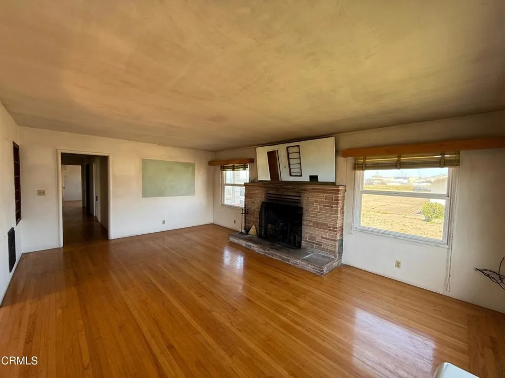 327 S Franklin Street Fort Bragg, CA 95437