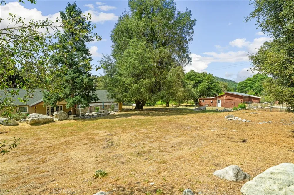 39804 Pine Bench Yucaipa, CA 92399