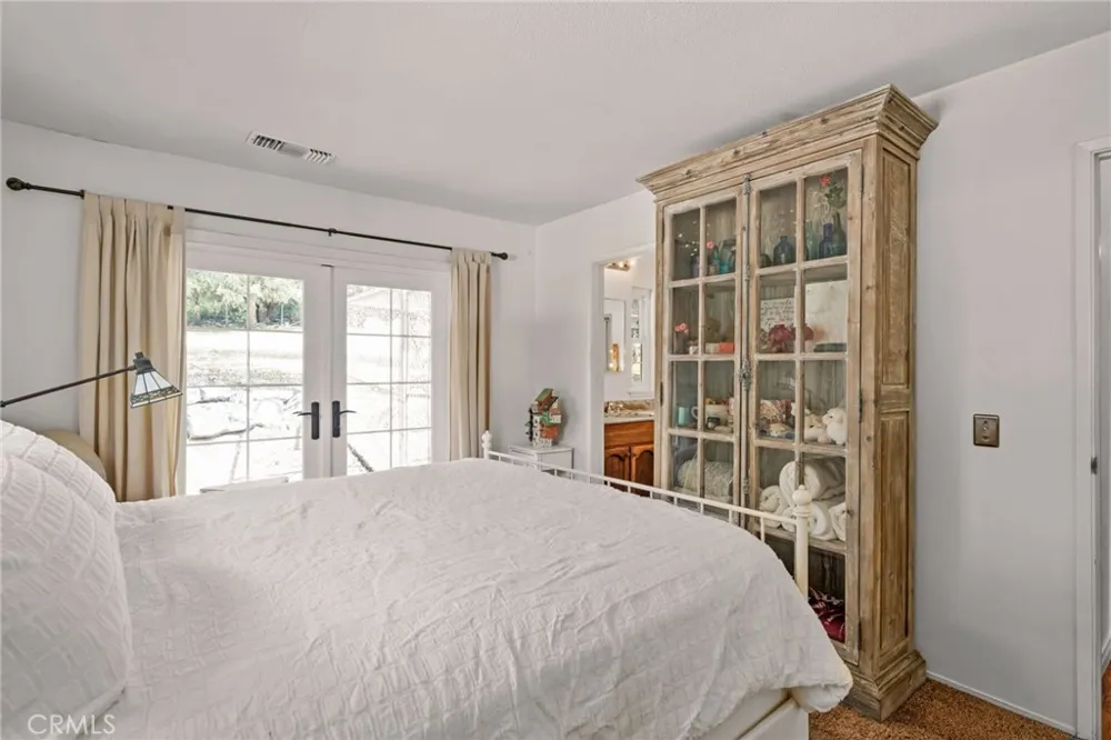 39804 Pine Bench Yucaipa, CA 92399