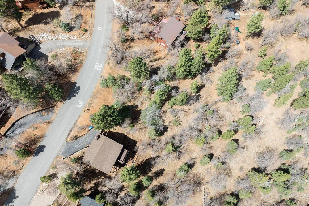 1530 Tuolumne Road Big Bear City, CA 92314
