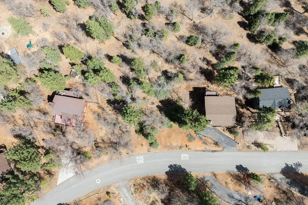 1530 Tuolumne Road Big Bear City, CA 92314