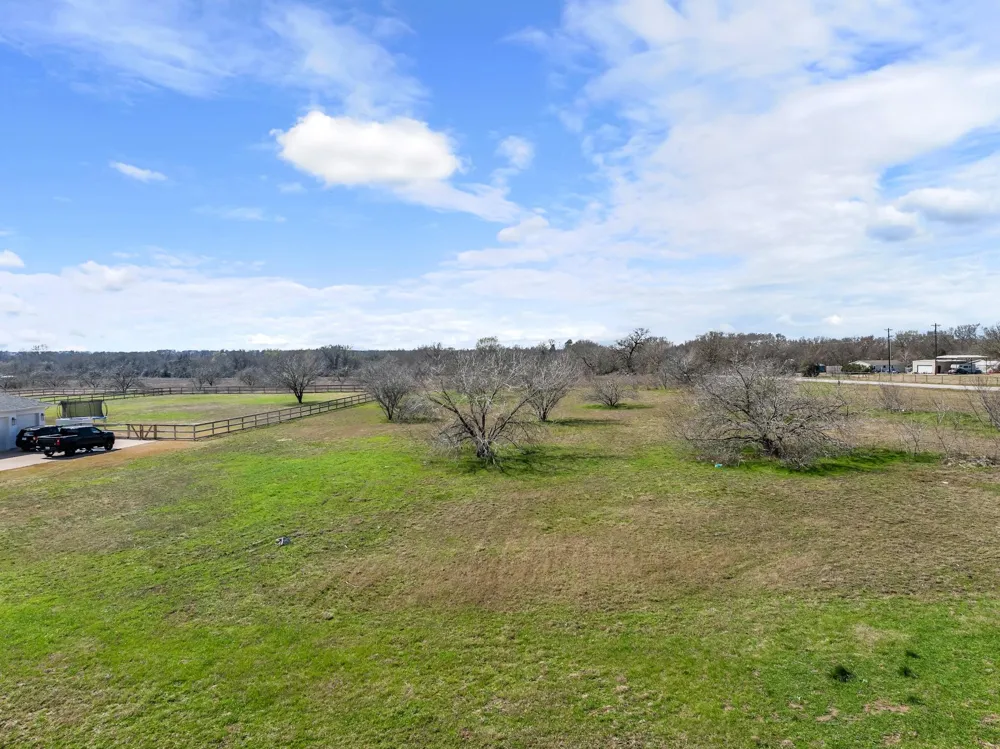 10704 Harvey Ranch Road College Station, TX 77845