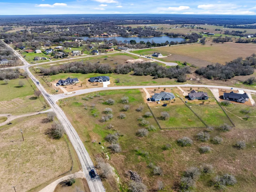 10704 Harvey Ranch Road College Station, TX 77845