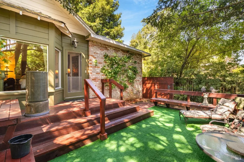 3037 Foothill Boulevard Calistoga, CA 94515