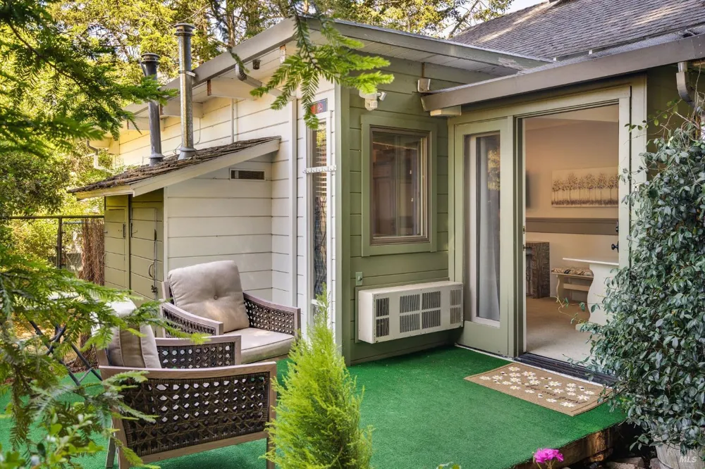 3037 Foothill Boulevard Calistoga, CA 94515