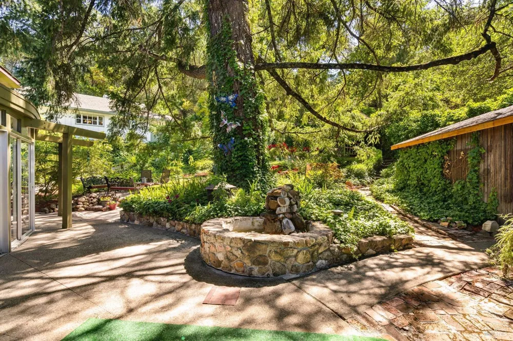 3037 Foothill Boulevard Calistoga, CA 94515