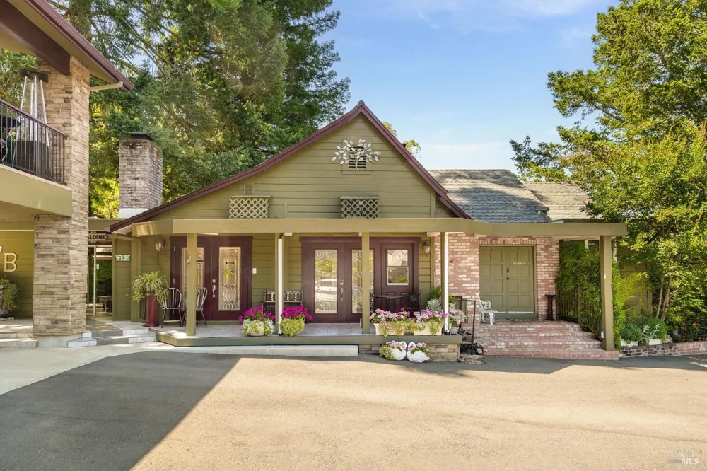 3037 Foothill Boulevard Calistoga, CA 94515