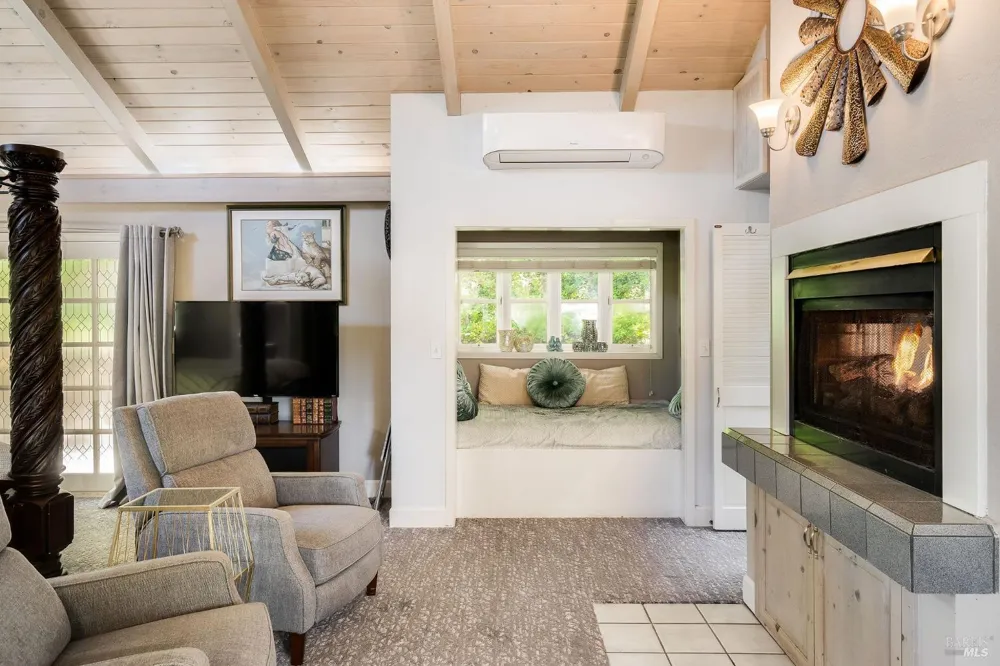 3037 Foothill Boulevard Calistoga, CA 94515