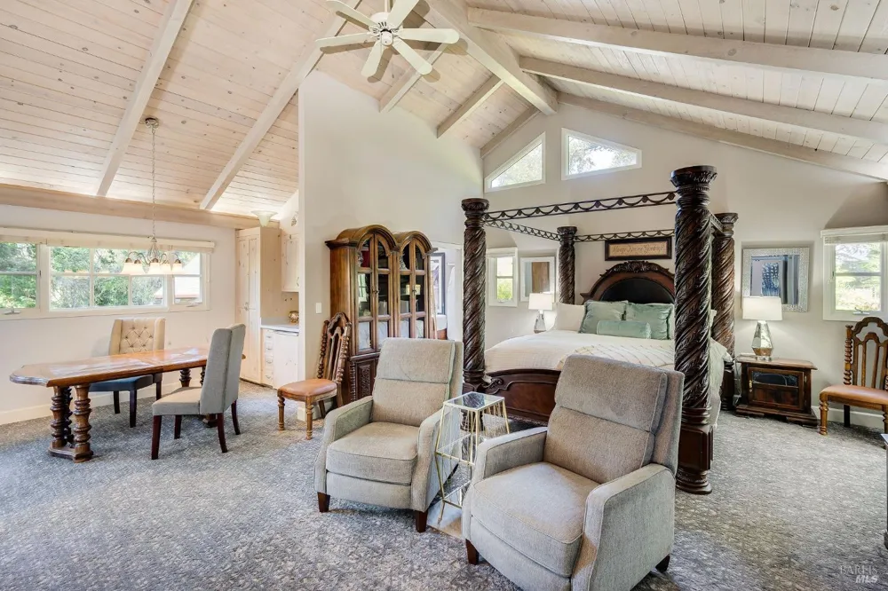 3037 Foothill Boulevard Calistoga, CA 94515