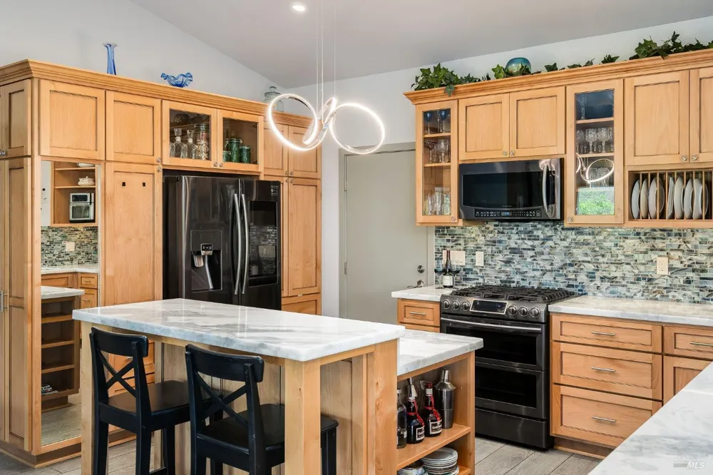 3037 Foothill Boulevard Calistoga, CA 94515