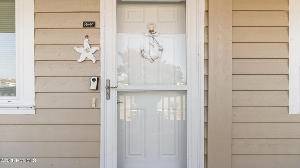 650 Cedar Point Boulevard #B14 Cedar Point, NC 28584