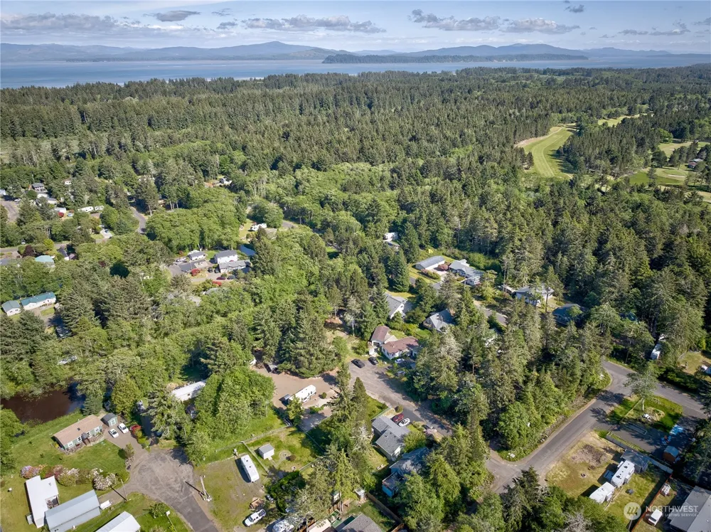 1413 321st Place Ocean Park, WA 98640