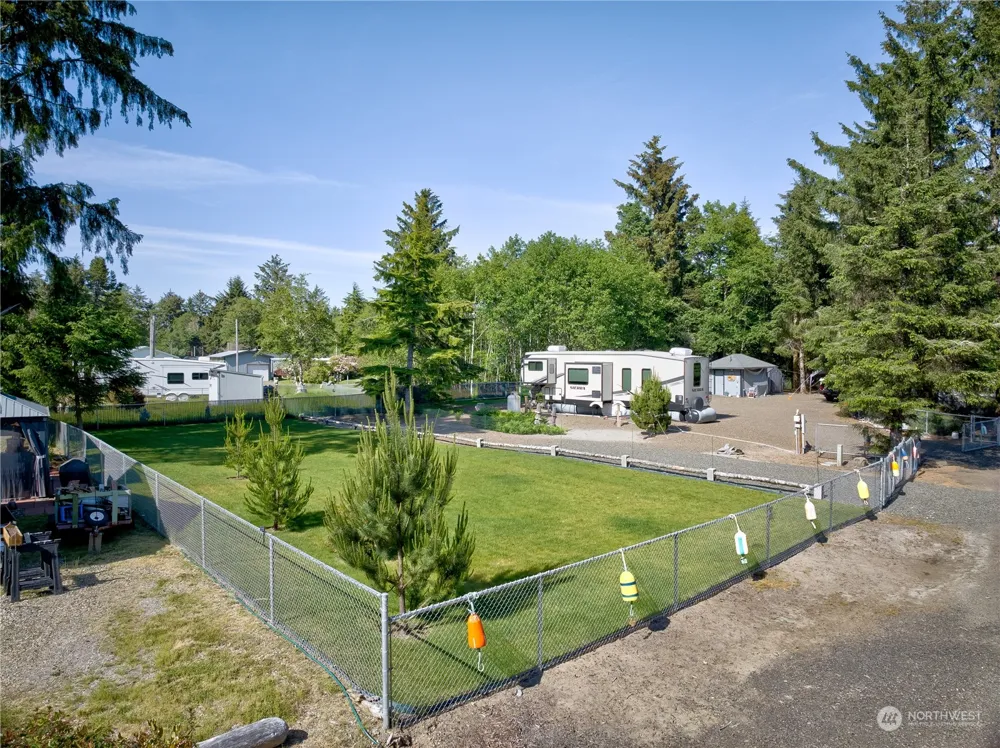 1413 321st Place Ocean Park, WA 98640