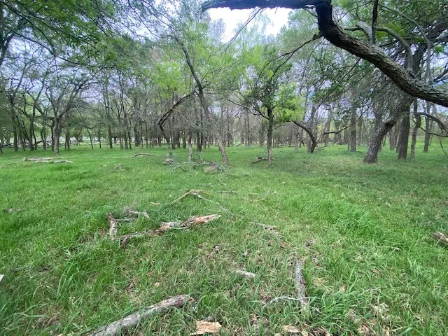 430 COUNTY  ROAD 152 Riesel, TX 76682