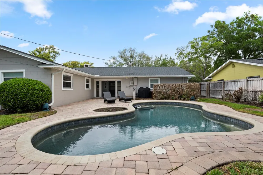 2130 DELORAINE TRAIL Maitland, FL 32751